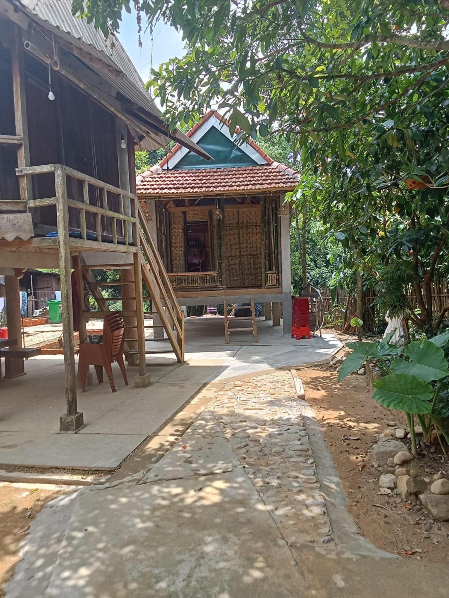 Homestay Ho Son - Thac Anor A Luoi Екстер'єр фото