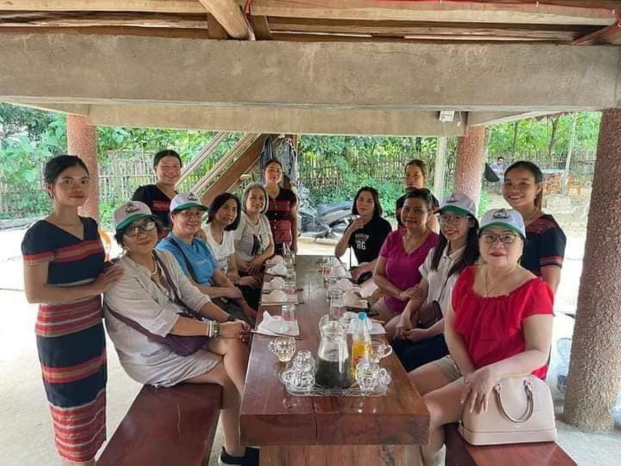 Homestay Ho Son - Thac Anor A Luoi Екстер'єр фото