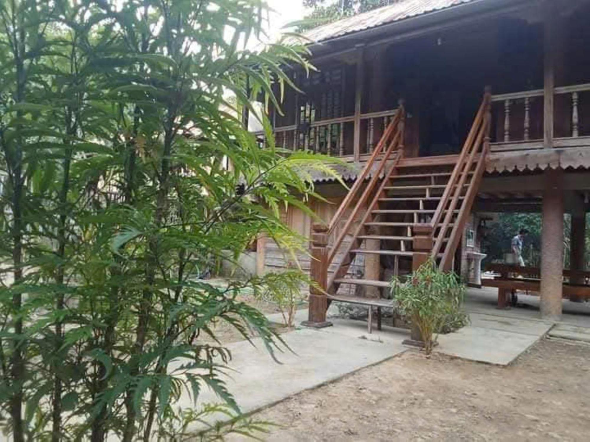 Homestay Ho Son - Thac Anor A Luoi Екстер'єр фото